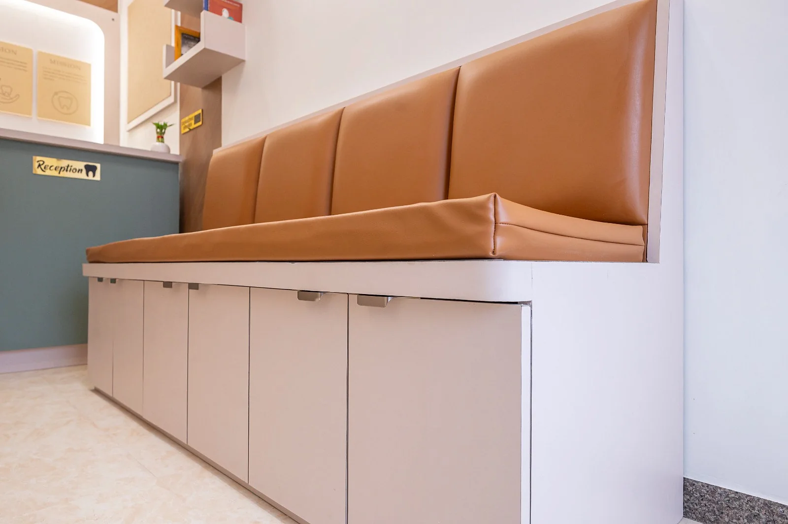 Reception counter and seating at Vardhaman Dental Care, Dombivli East